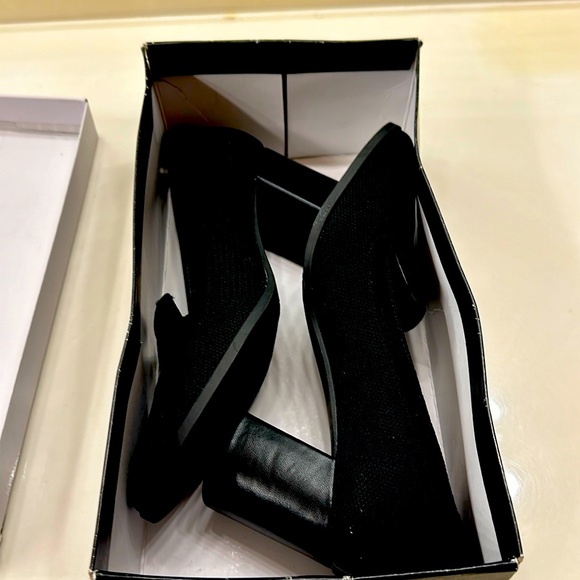 Nine West slip on heeled shoe - Picture 1 of 6